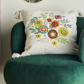 Bloomingville Vyšívaný vankúš Pico Cotton 50 × 50 cm