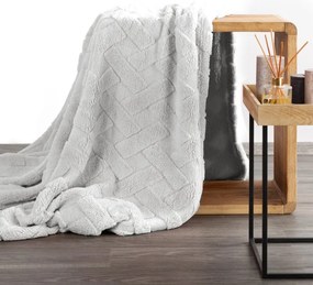 Dekorstudio Deka CARO s reliéfnym vzorom v striebornej farbe Rozmer deky: 170x210cm