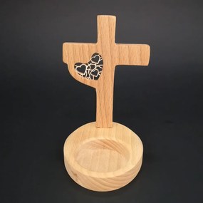 AMADEA Drevený svietnik kríž z masívneho dreva s vkladom - srdce, výška 12 cm