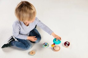 Lilliputiens – lemur Georges – stohovacia pyramída