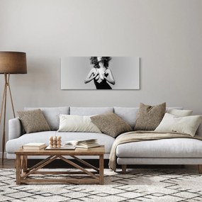 Obraz ženy v čiernych šatách (120x50 cm)