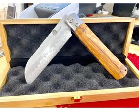 zavírací nůž Santoku Olive Guillotine AUS-10 Sanmai