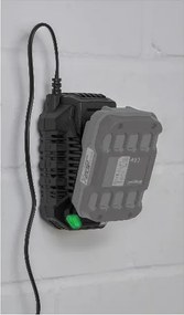 Parkside®  Aku reťazová píla Paghs 20-Li C4 + Rýchlonabíjačka akumulátora 20 V/4,5 A PLG 20 C3 + Akumulátor 20 V/4 Ah PAP 204 A1  (800012960)