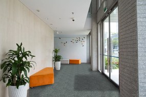 ITC, Koberec metráž Manhattan 7667, na mieru, šíře 4m,5m, zelená, ab (mriežka), filc, chodba / predsieň