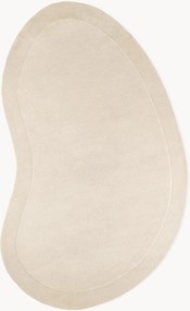 Ručne tuftovaný vlnený koberec v organickom tvare Kadey