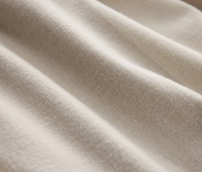 Posteľná bielizeň z luxusného flanelu, s béžovými prúžkami, štandardná veľkosť