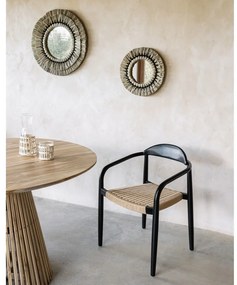 Béžovo-čierna záhradná stolička z eukalytového dreva Kave Home Glynis