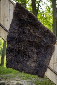 Koberec z ovčej kože hnedý