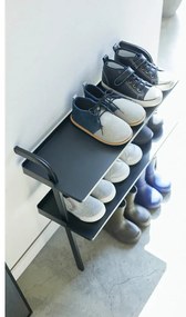 Čierny kovový detský stojan na topánky Tower – YAMAZAKI