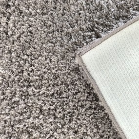 DY Sivo-béžový protišmykový shaggy koberec Camel Rozmer: 60x100 cm