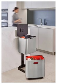 Oceľový odpadkový kôš na triedený odpad v striebornej farbe 60 l Totem Max – Joseph Joseph