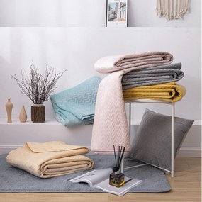 Velúrový prehoz na posteľ MOXIE púdrový 70x150 cm
