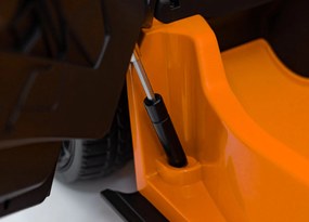 Ramiz Lamborghini Revuelto vozidlo Oranžová