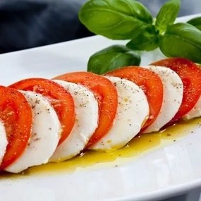 Krájač na paradajky a mozzarellu