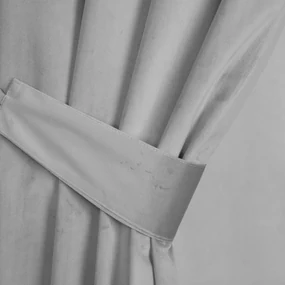 ZATEMŇOVACÍ ZÁVES NA KRÚŽKOCH CARMEN 140X270 CM STRIEBORNÁ