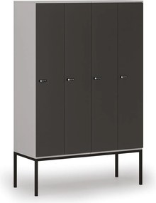Drevená šatníková skrinka S4 s podnožou, 4 oddiely, 1871 x 1200 x 500 mm, demont, mechanický kódový zámok, sivá/grafit
