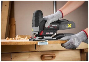 Parkside Performance®  Aku priamočiara píla 20 V Psspa 20-Li F4 + Akumulátor 20 V/4 Ah + Rýchlonabíjačka 20 V/4,5 A +  (800011861)