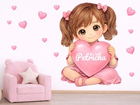 Dievčatko so srdiečkom a menom textilní prelepiteľná nálepka na stenu hárok 33 x 45 cm
