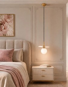 Zlatá moderná závesná lampa Chic-1 guľa 20 cm