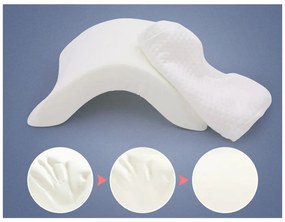 Ergonomický vankúš tvarovaný do oblúka