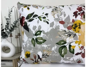 Obliečka na vankúš Colorful Flowers hnedá 70x90 cm – výrazný kvetinový vzor, 100 % bavlna, zips