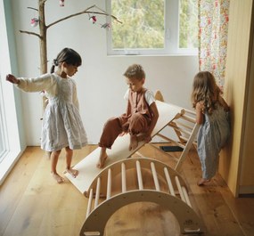 Montessori piklerový hojdací lezecký oblúk / hojdačka