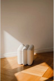 Béžový taburet z textílie buklé Radd – noo.ma