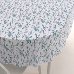 Biante Teflónový oválny obrus TF-088 Levandule na bielom 80x120 cm