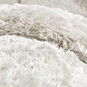 Biele mikroplyšové obliečky na jednolôžko 135x200 cm Cuddly – Catherine Lansfield
