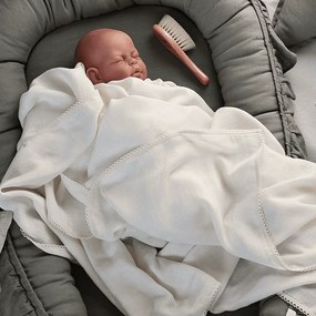 Bambusová Junior zavinovačka s čipkou vanilka 100x135 cm