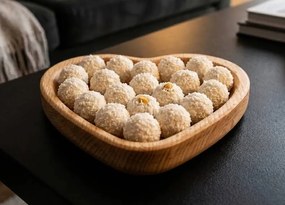 AMADEA Drevená miska v tvare srdca, masívne drevo, rozmer 13,5x13,5x2 cm