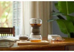 Svetlohnedá sklenená kanvica na čaj so sitkom 500 ml – Lékué