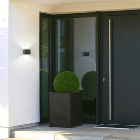 Čierne LED nástenné svietidlo Magnetics – Fischer &amp; Honsel