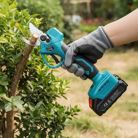 Bauerkraft Akumulátorové elektrické nožnice na živý plot 21V