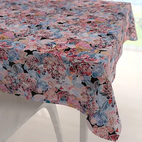 Biante Dekoračný štvorcový obrus Rongo RGP-503 Červeno-modré kvety 100x100 cm