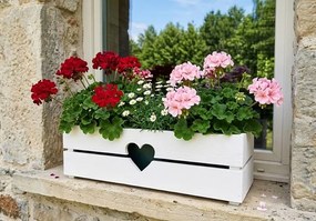 AMADEA Drevený obal na kvetináč so srdcom biely, 52x21,5x17cm Český výrobok