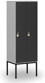 Drevená šatníková skrinka S4 s podnožou, 2 oddiely, 1871 x 600 x 500 mm, demont, otočný zámok, sivá/grafit