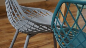 Stolička LUGO šedá - moderná, priesvitná, do kuchyne / záhrady / kaviarne