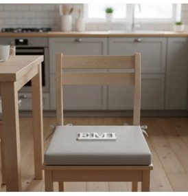 Sedák na stoličku svetlo sivý 40x40 cm EMI