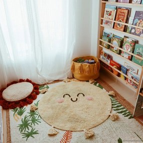 Žltý prateľný ručne tkaný bavlnený detský koberec ø100 cm You're My Sunshine – Lorena Canals