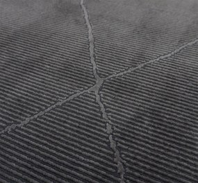 Koberec Zurich 1903 Dark Grey – sivý s geometrickým vzorom Rozmer: 160x230 cm