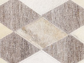 Kožený koberec 160 x 230 cm béžová/hnedá SESLICE Beliani