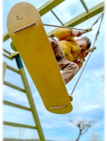 Drevená hojdačka Skateboard