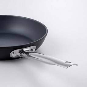 Panvica s titánovým povrchom Ø 28 cm - Saturn Terra Lunasol - 601302