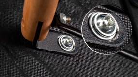 Bestent Jedálenská stolička zamatová čierna CARBON