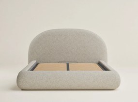 Béžová čalúnená dvojlôžková posteľ s úložným priestorom s roštom 160x200 cm Maumere – Maison de Rêve