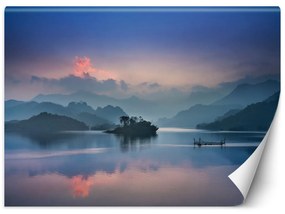 Gario Fototapeta Pohľad na jazero a hory v hmle Materiál: Vliesová, Rozmery: 200 x 140 cm