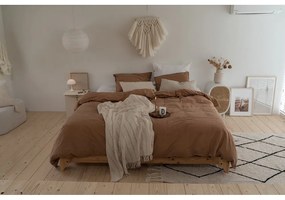 Dvojlôžková posteľ z borovicového dreva s roštom 160x200 cm Elan – Karup Design
