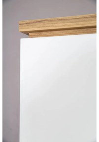 Biela detská šatníková skriňa v dekore duba 135x200 cm Finn – Roba