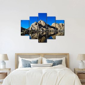 Obraz zrkadlenie skál (150x105 cm)
